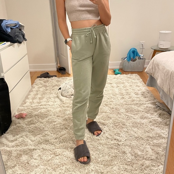 Tna AIRY FLEECE BOYFRIEND SWEATPANT in Seagrass Green Size XS - Picture 4 of 6